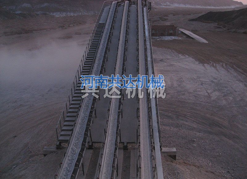 公司承建的礦石破碎、篩分、輸送生產(chǎn)線